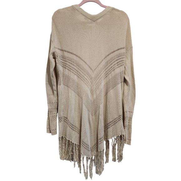 Cream cardigan with fringe - Picture 2 of 3